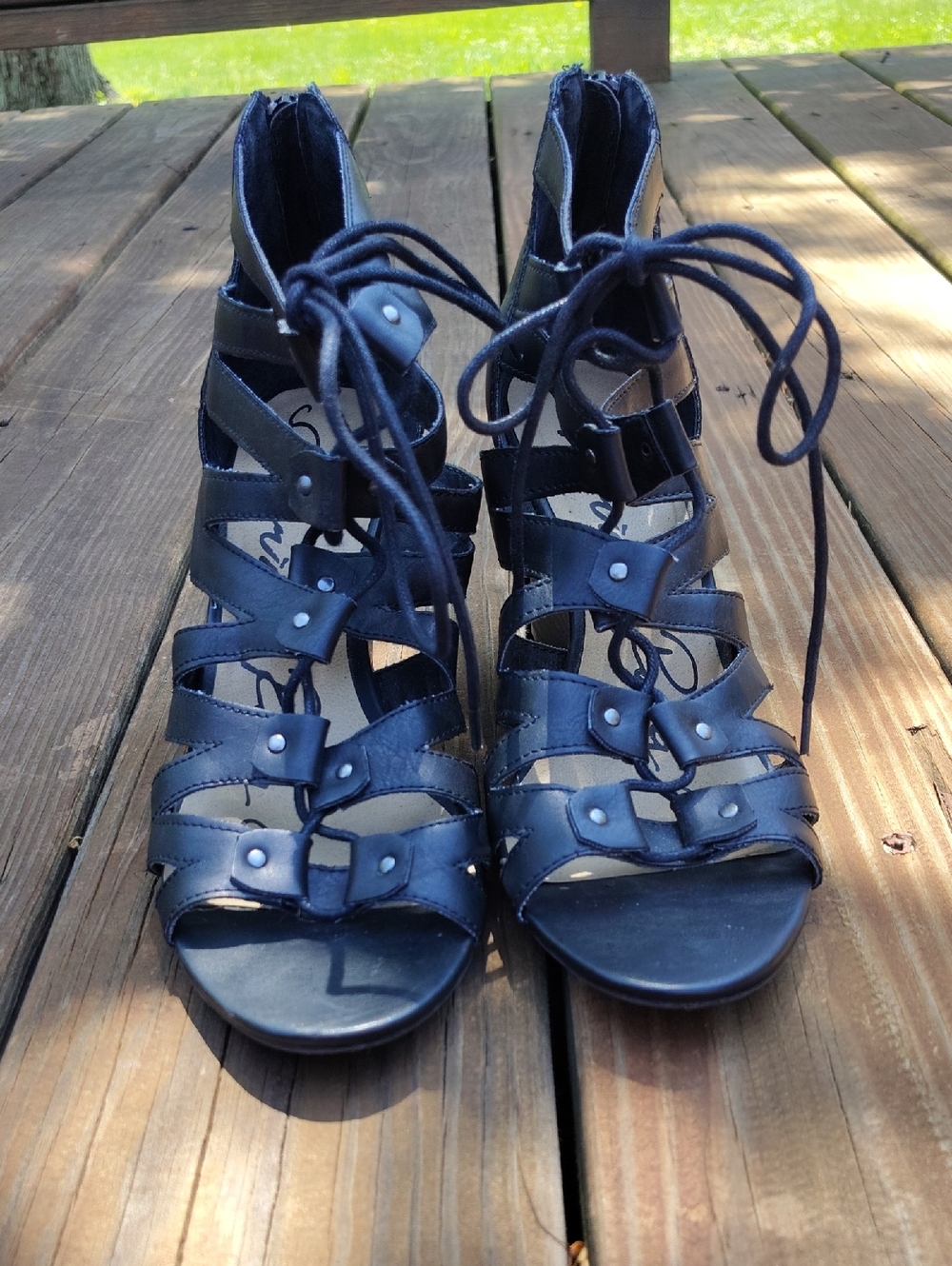 American Rag Cie Black Strappy Wedge Sandals Size 9.5